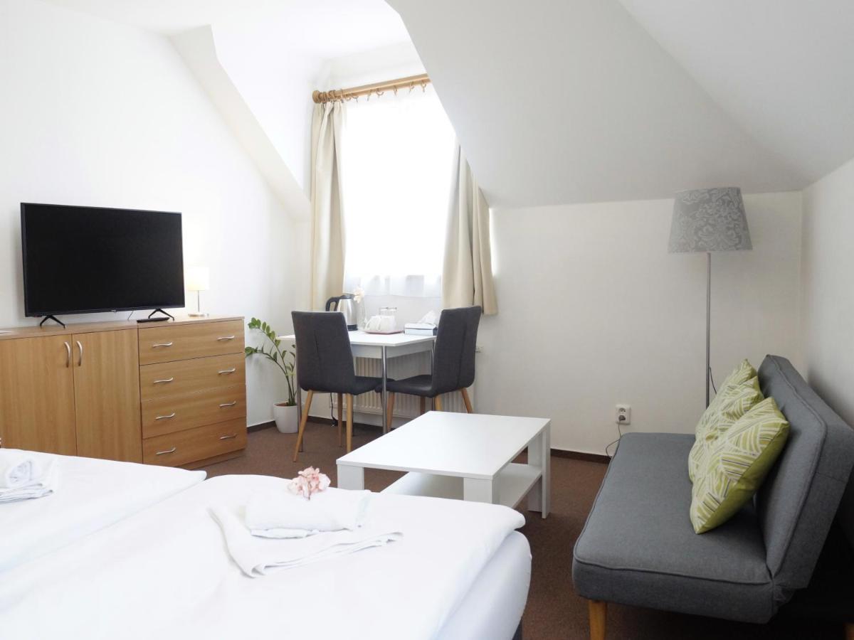 Hotel U Brany Uherský Brod Екстериор снимка