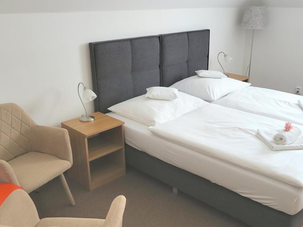 Hotel U Brany Uherský Brod Екстериор снимка