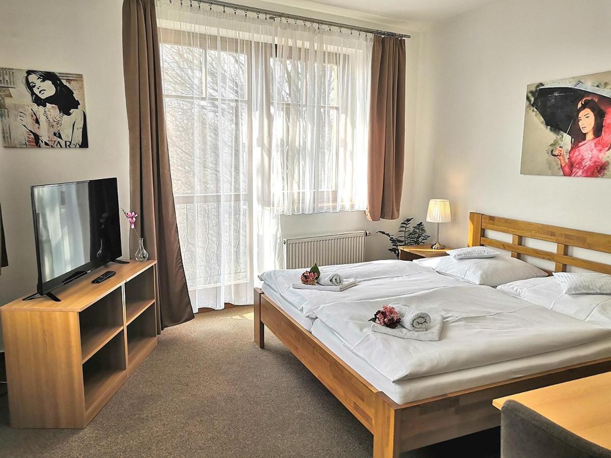 Hotel U Brany Uherský Brod Екстериор снимка